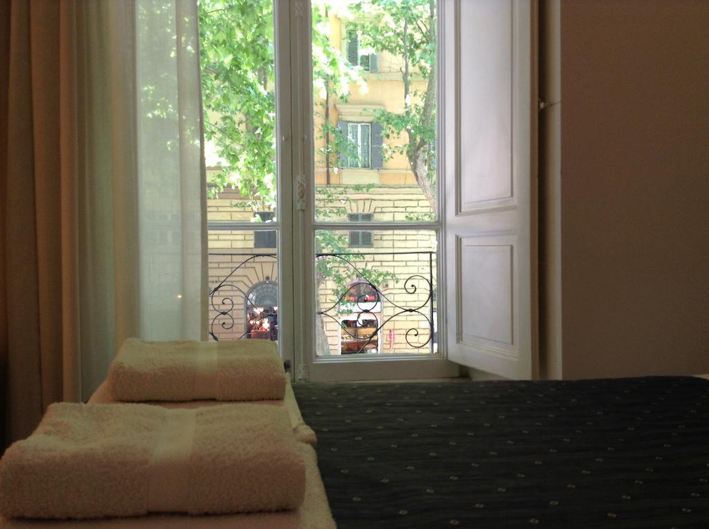 Bed & Breakfast 2 Be Colosseo 3*